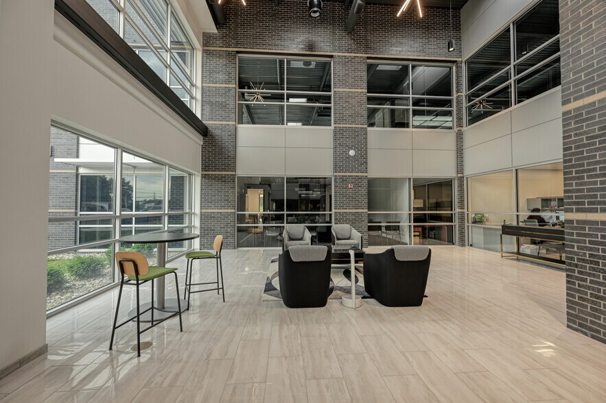 More Photos Of 1255 High St, Wadsworth Medical For Lease