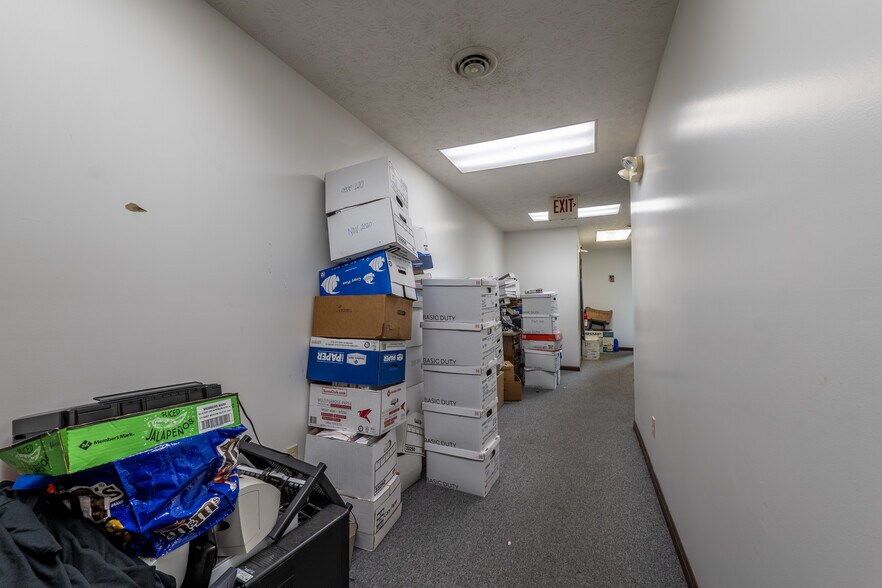 More Photos Of 24112 E 2nd St, Wellston Office For Sale