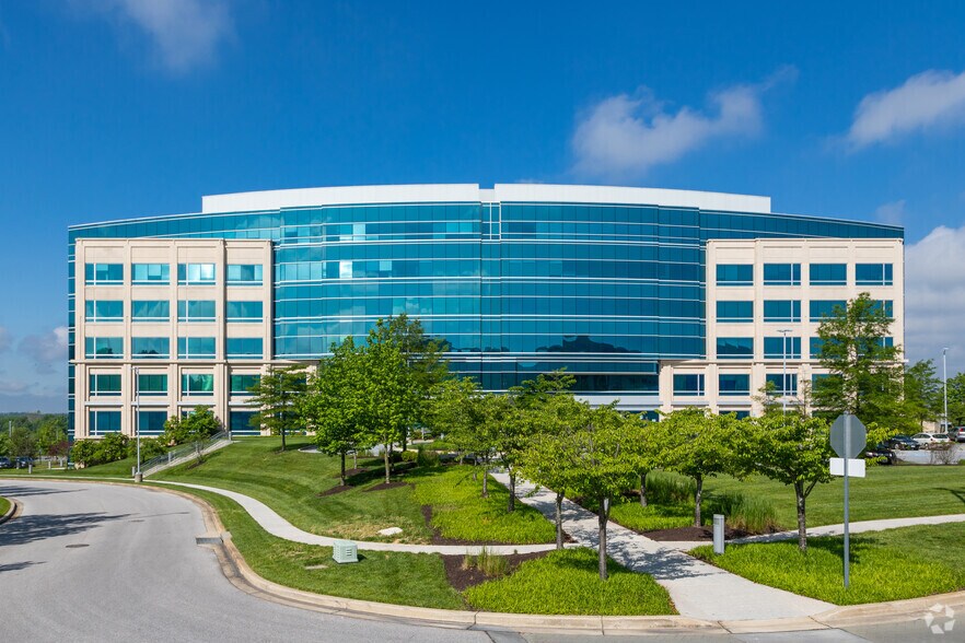 More Photos Of 300 Sentinel Dr, Annapolis Junction Office For Lease