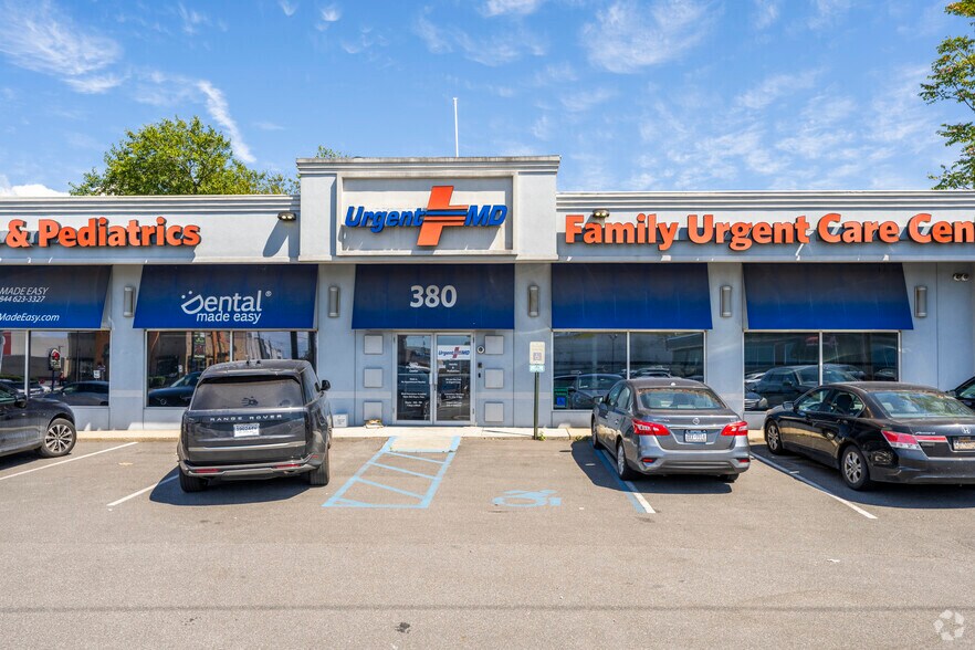 More Photos Of 380 Rockaway Tpke, Cedarhurst General Retail For Sale