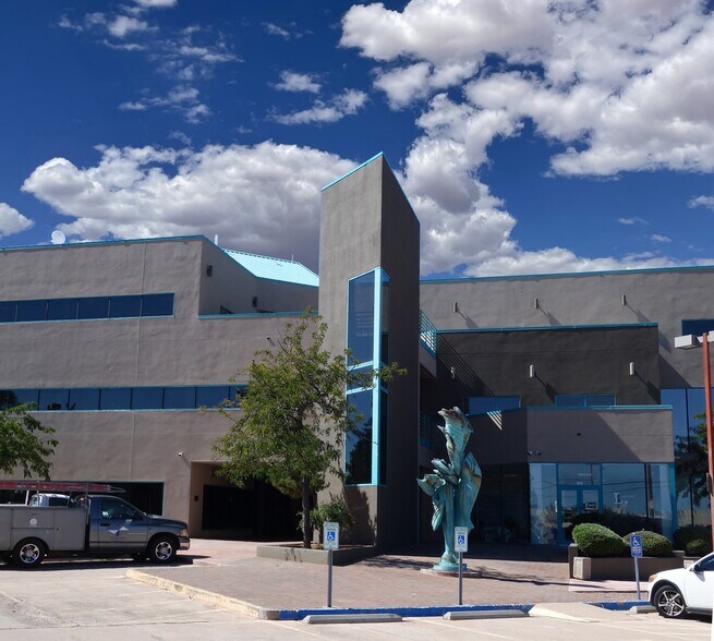 More Photos Of 333 W Wilcox Dr, Sierra Vista Office For Lease