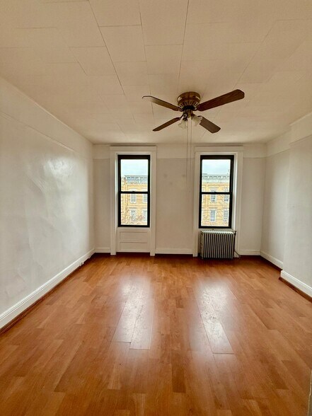 More Photos Of 2052 Gates Ave, Ridgewood Apartments For Sale
