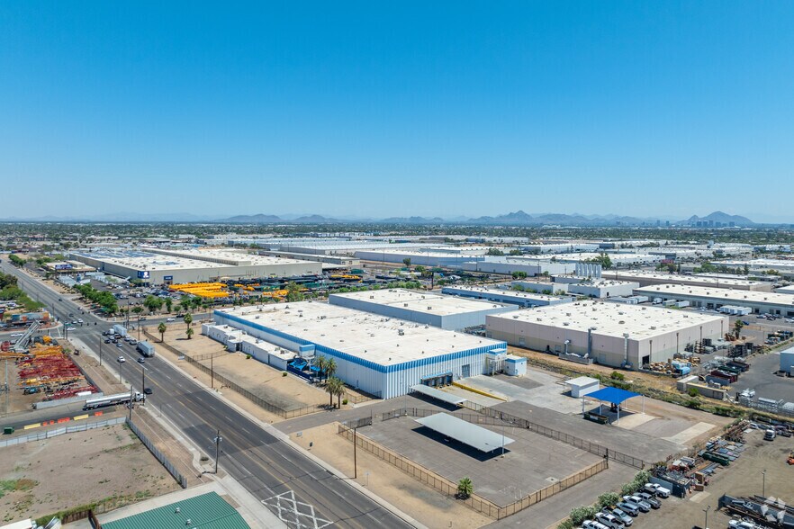 More Photos Of 211 N 51st Ave, Phoenix Manufacturing For Sale