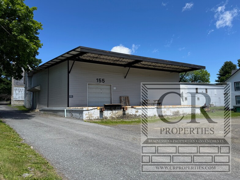 More Photos Of 155 Vineyard Ave, Highland Service For Sale
