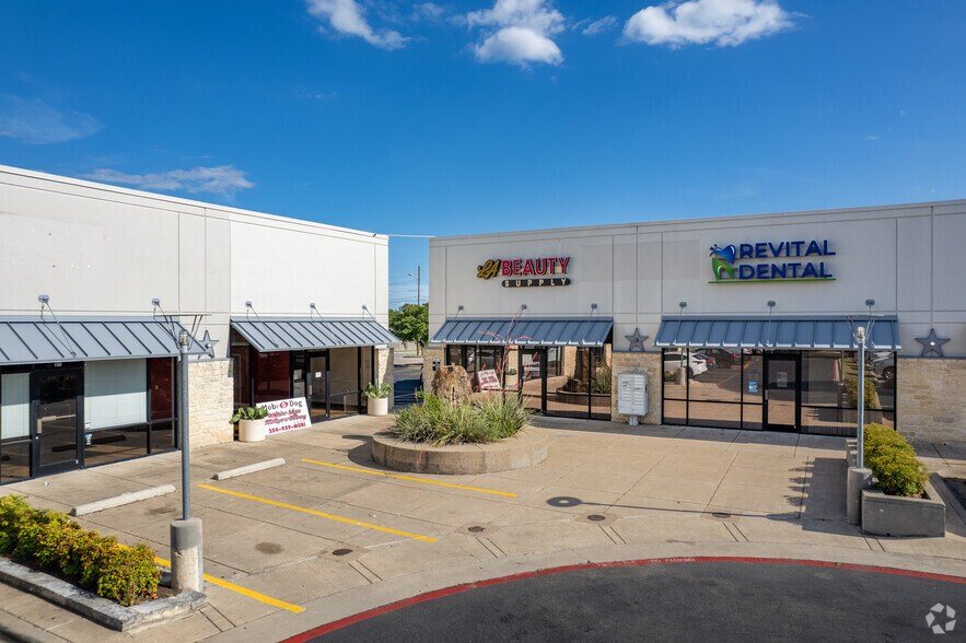 More Photos Of 4311 S 31st St, Temple Unknown For Lease
