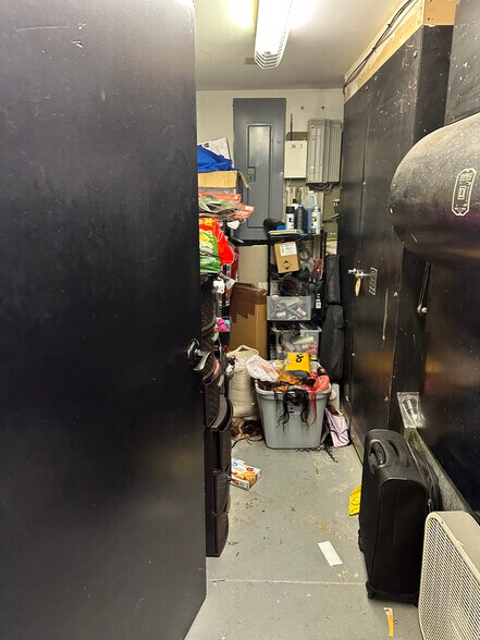 More Photos Of 2112 Morris Ave, Birmingham Office For Lease