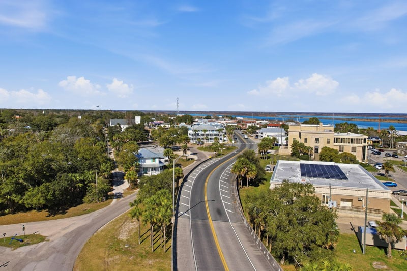 More Photos Of 51 Avenue C, Apalachicola Hotel For Sale