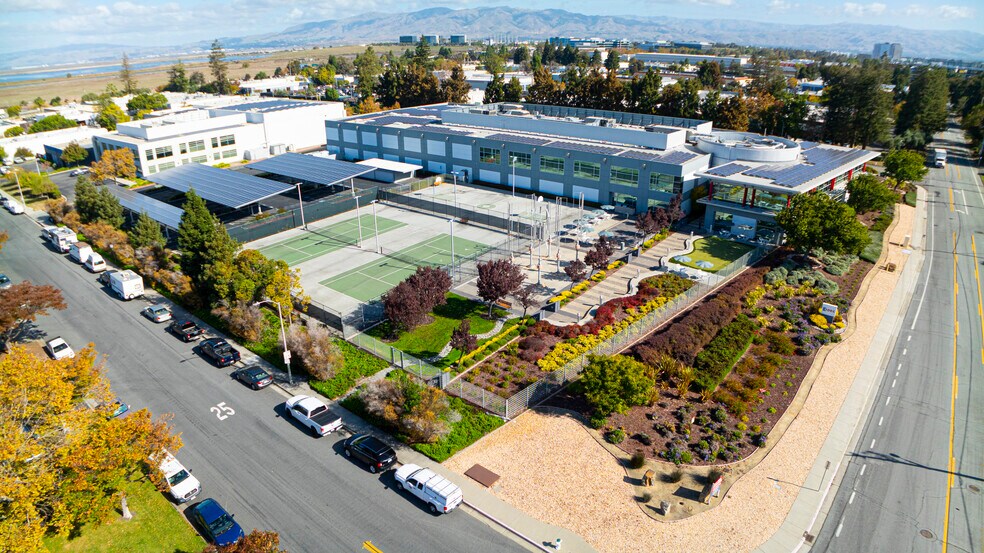 More Photos Of 1175 Elko Dr, Sunnyvale Research And Development For Lease