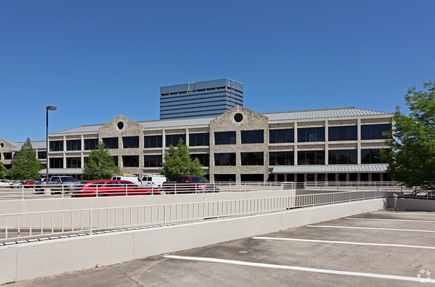 More Photos Of 5000 Riverside Dr, Irving Coworking Space