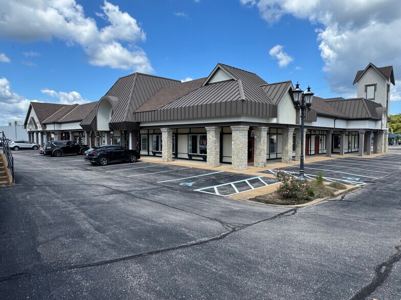 More Photos Of 1026 Palisades Blvd, Osage Beach Storefront Retail Office For Lease