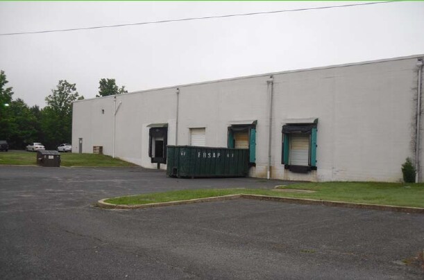 More Photos Of 6 Alvin Ct, East Brunswick Manufacturing For Lease