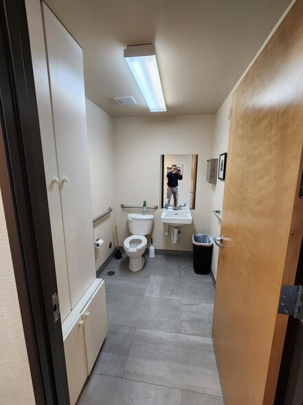 More Photos Of 11919 W I-70 N, Wheat Ridge Warehouse For Sale