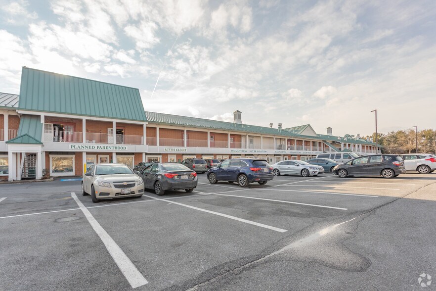 More Photos Of 9199 Reisterstown Rd, Owings Mills Office For Lease