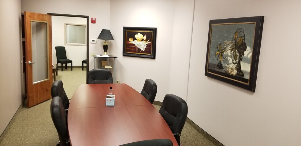 More Photos Of 300 Stafford Ln, Delta Storefront Retail Office For Lease