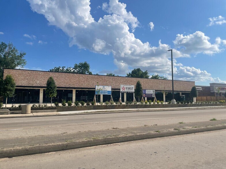 More Photos Of 9437 Hammerly Blvd, Houston Storefront For Lease