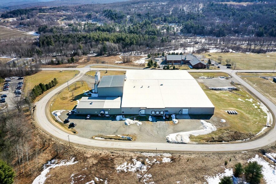 More Photos Of 1 Memorial Dr, Richford Manufacturing For Lease