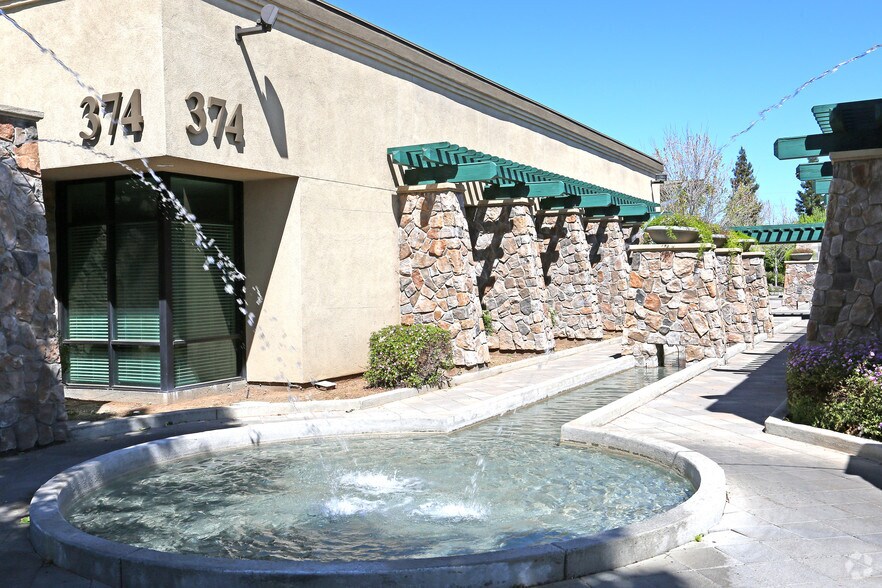 Primary Photo Of 388 E Yosemite Ave, Merced Coworking Space