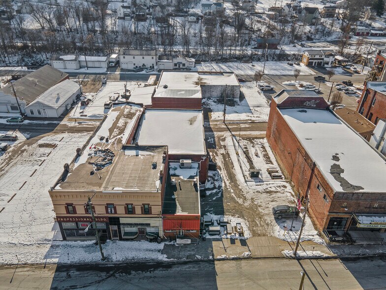 More Photos Of 114 E Lincoln Ave, Mc Donald Storefront For Lease