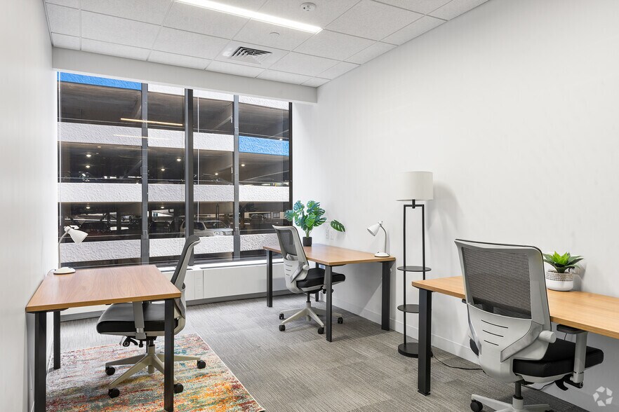 More Photos Of 44 S Broadway, White Plains Coworking Space