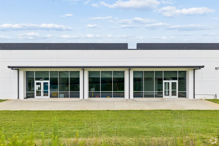 More Photos Of 3500 Loop Rd, McDonough Warehouse For Lease