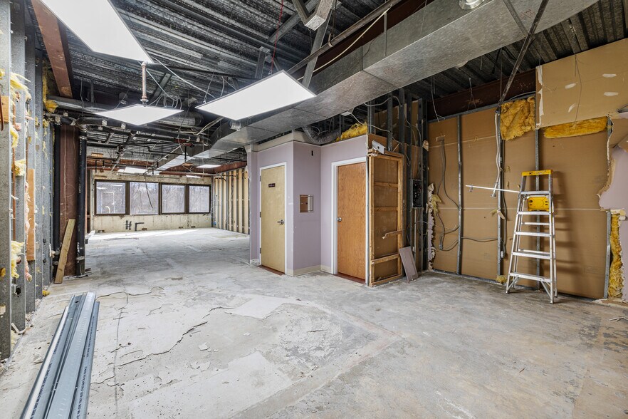 More Photos Of 222 Route 59, Airmont Medical For Lease