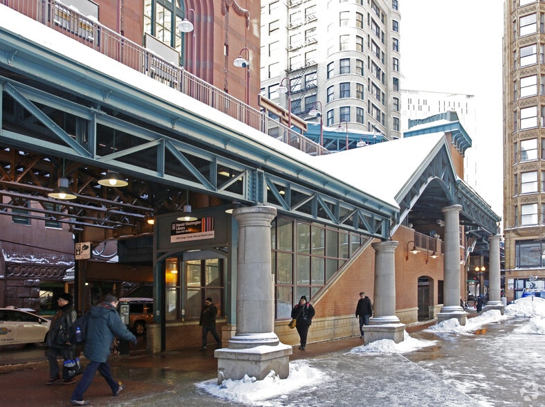 More Photos Of 327 S Plymouth Ct, Chicago Office For Lease