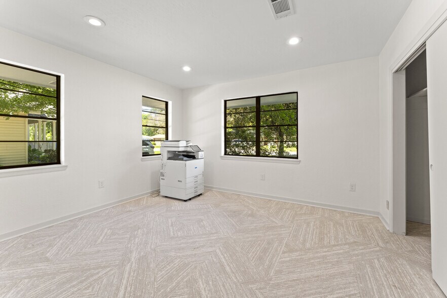 More Photos Of 3455 Brentwood Dr, Baton Rouge Office For Lease