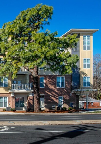 More Photos Of 4312 Park Rd, Charlotte Apartments For Lease