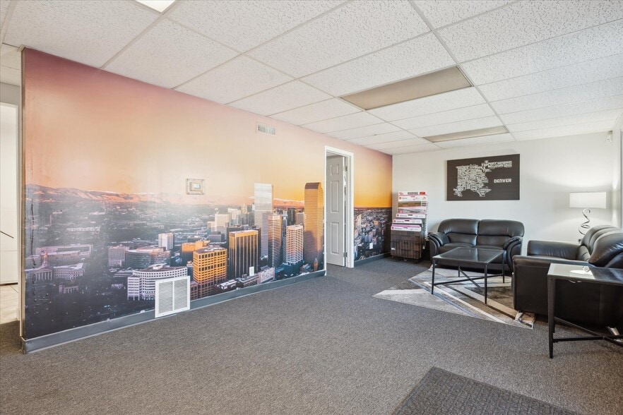 More Photos Of 1050 S Quitman St, Denver Showroom For Sale