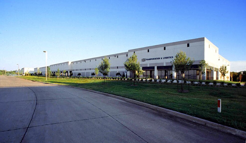 More Photos Of 2045 Westgate Dr, Carrollton Industrial For Sale