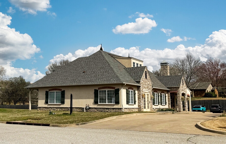 More Photos Of 9225 S Toledo Ave, Tulsa Office For Sale