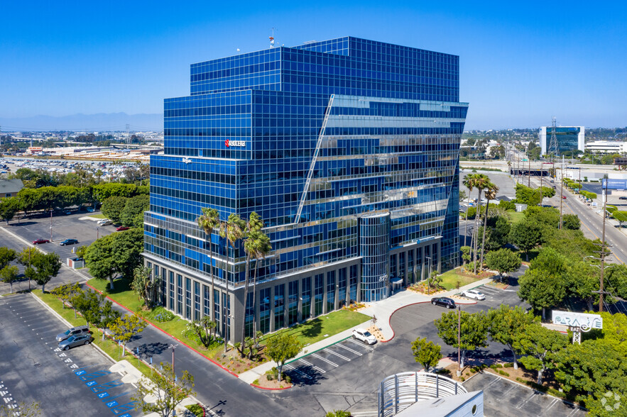 Primary Photo Of 879 W 190th St, Gardena Coworking Space