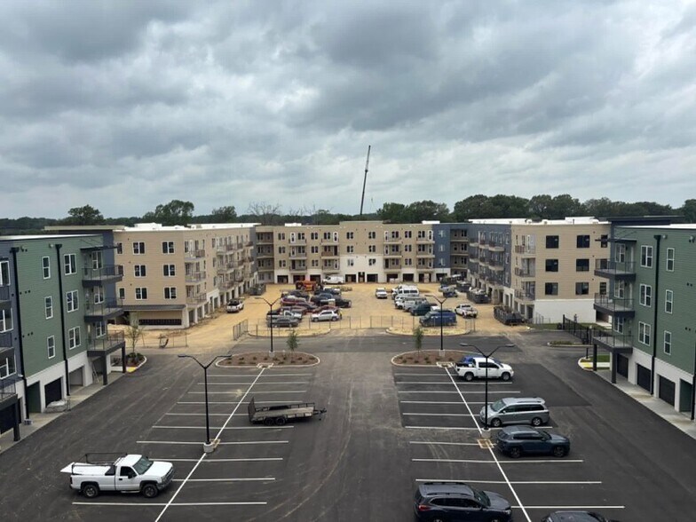 More Photos Of Stage @ Hwy 70, Bartlett Land For Lease