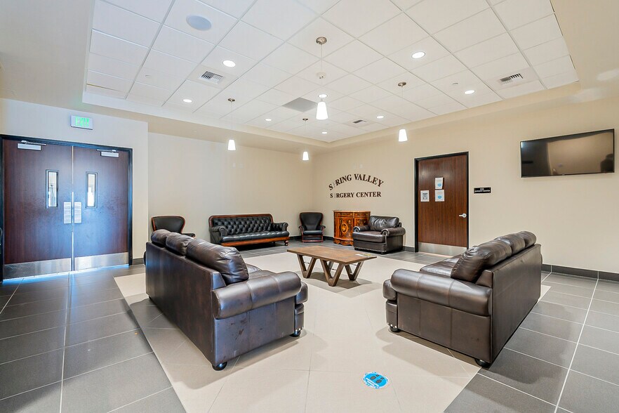 More Photos Of 8828 Mohawk St, Las Vegas Medical For Sale