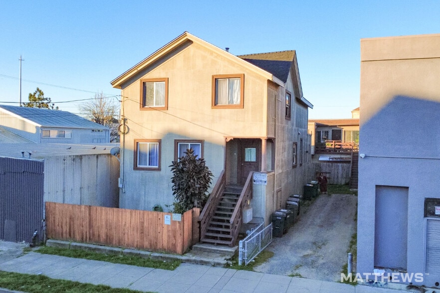 Primary Photo Of 515 E 11th St, Oakland Apartments For Sale