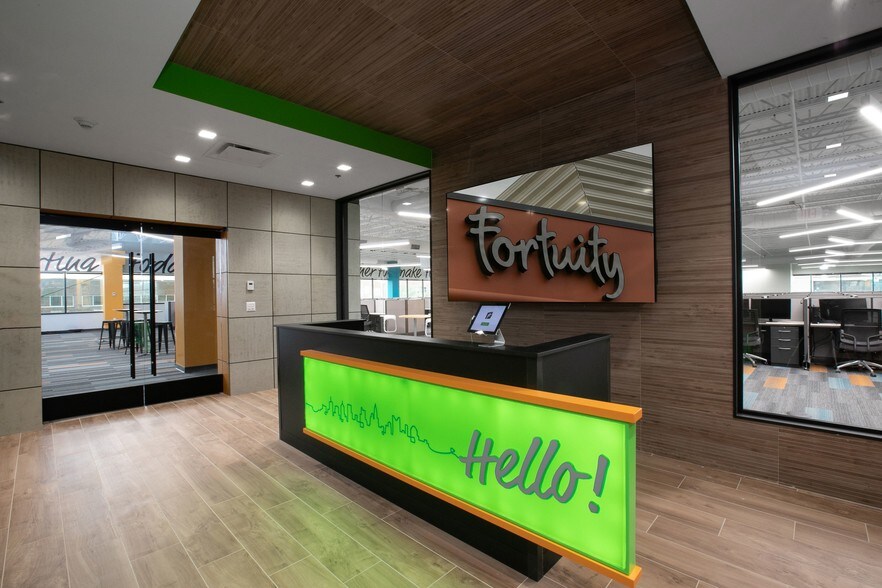 More Photos Of 775 W Broad St, Columbus Medical For Lease