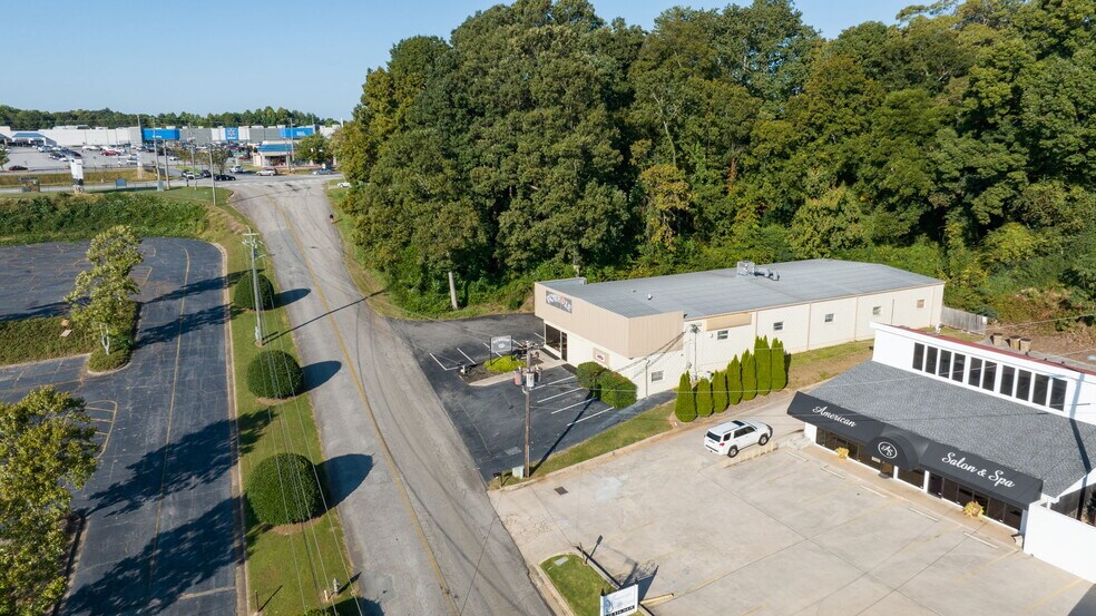 More Photos Of 1358 Plaza Dr, Gainesville Freestanding For Sale