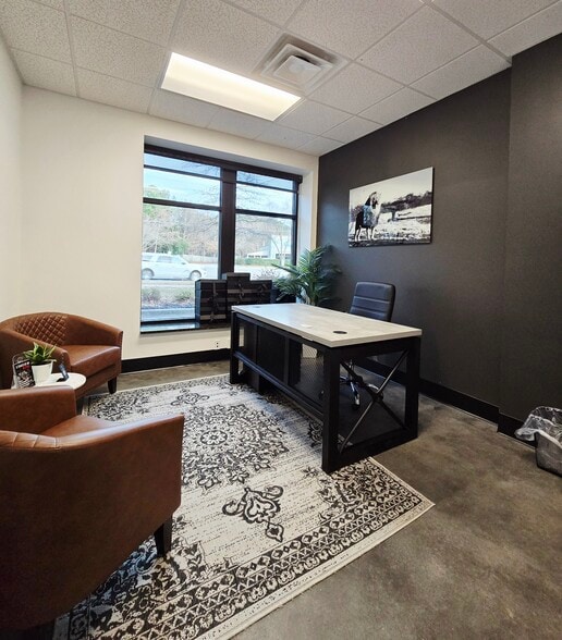 More Photos Of 701 Mutual Ct, Raleigh Office For Sale