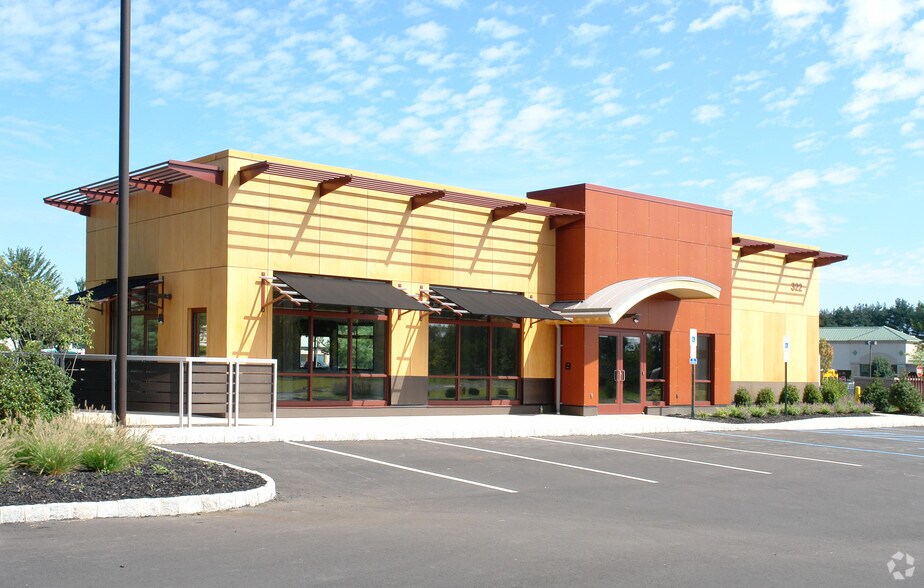 More Photos Of 334 Route 31, Flemington Unknown For Lease