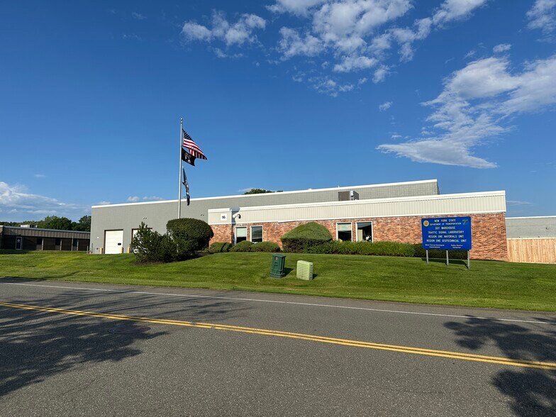 More Photos Of 16 Avis Dr, Latham Light Distribution For Sale