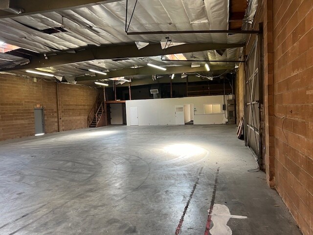 More Photos Of 2402 Seaman Ave, South El Monte Manufacturing For Sale