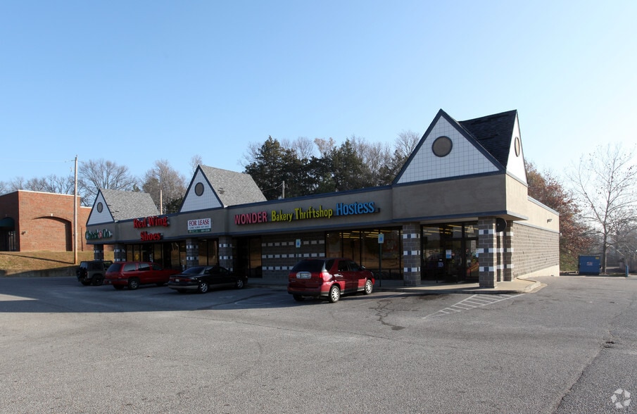 More Photos Of 2532-2542 Covington Pike, Memphis Unknown For Lease