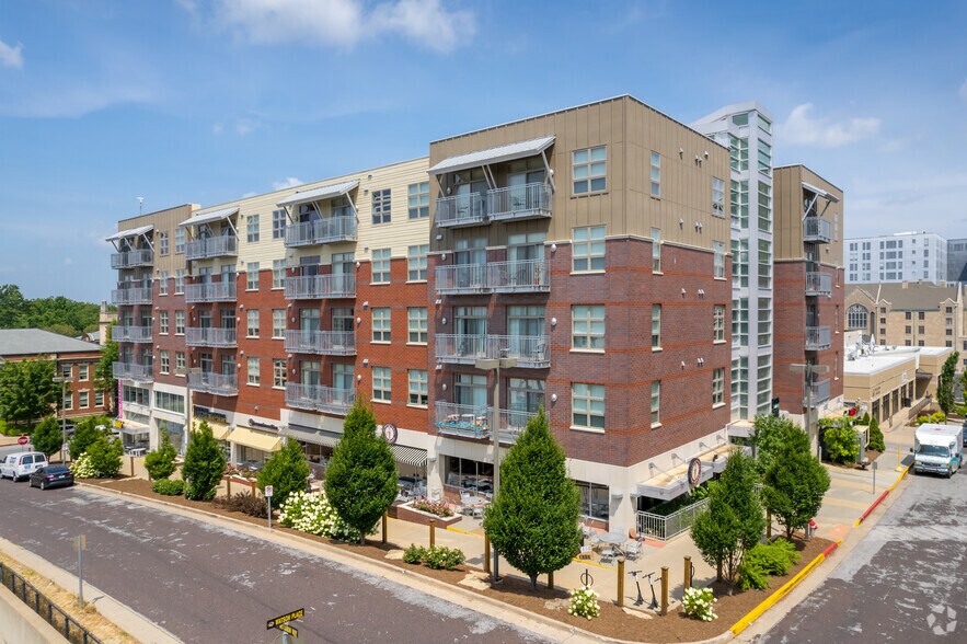 Primary Photo Of 308 S 9th St, Columbia Apartments For Lease