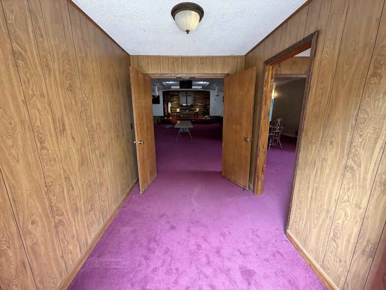 More Photos Of 831 FM 2917 Rd, Alvin Religious Facility For Sale