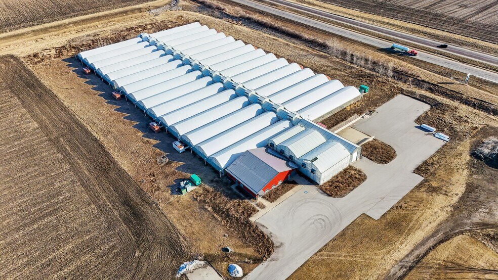 More Photos Of 1802 Industrial Park Dr, Ellsworth Industrial For Sale