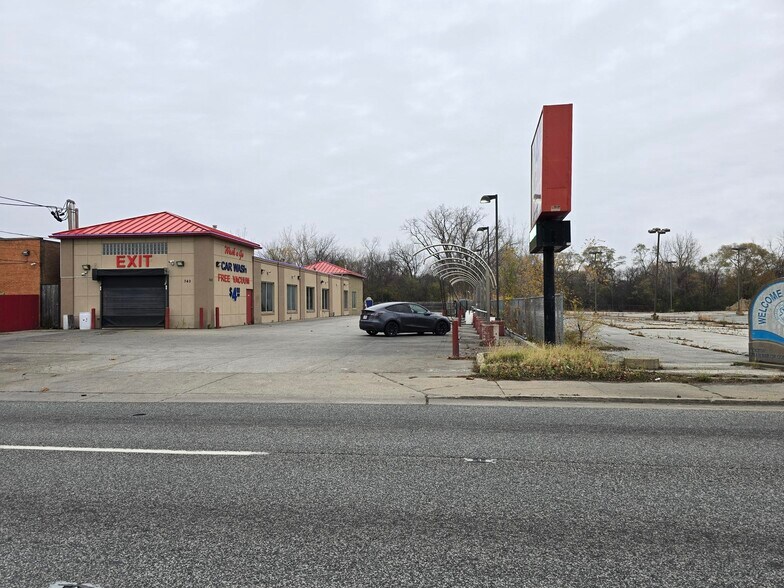 More Photos Of 340 W Sibley Blvd, Dolton Carwash For Sale