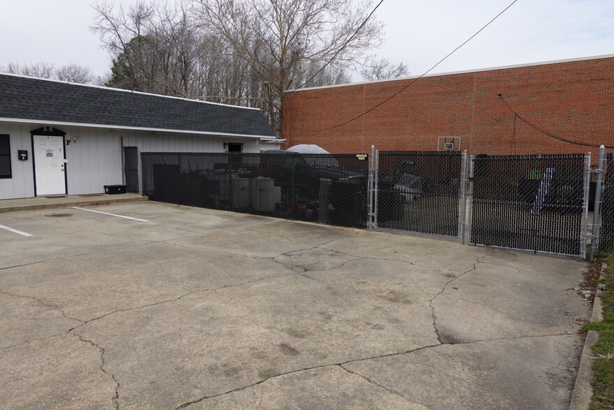 More Photos Of 1806 Hayward Ave, Chesapeake Loft Creative Space For Lease