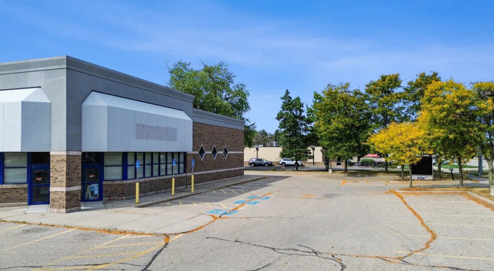 More Photos Of 51037 Van Dyke Ave, Shelby Township Drugstore For Sale