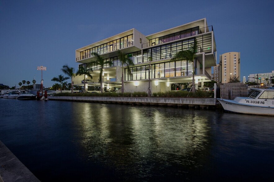 More Photos Of 528 NW 7th Ave, Miami Loft Creative Space For Sale