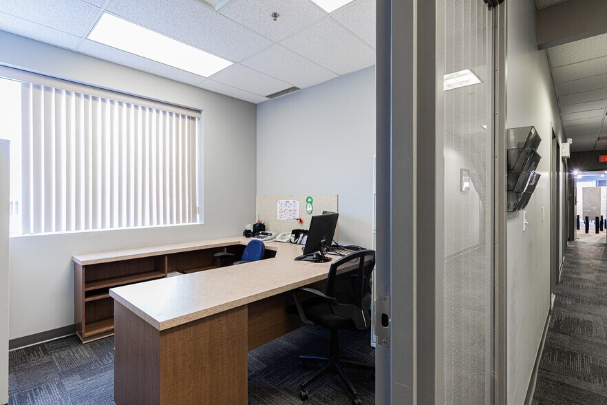 More Photos Of 30781 Simpson Rd, Abbotsford Warehouse For Lease